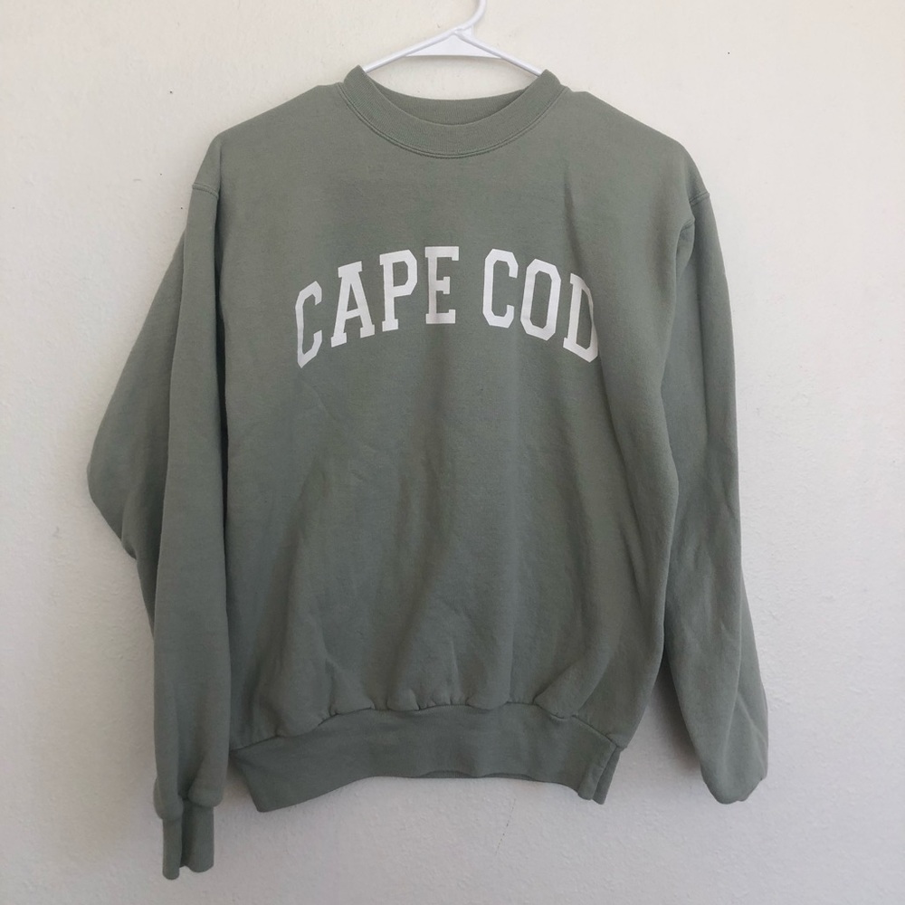 Cape Cod sage green crew neck